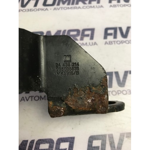 Скоба подъема двигателя Opel Zafira B 1.6 16V 2005-2011 24438214